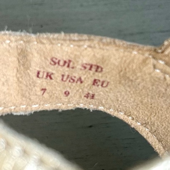 Hotter Sol Sandals Gold T Strap Leather Size 9 Strappy Leather Comfort Neutral - Picture 11 of 12